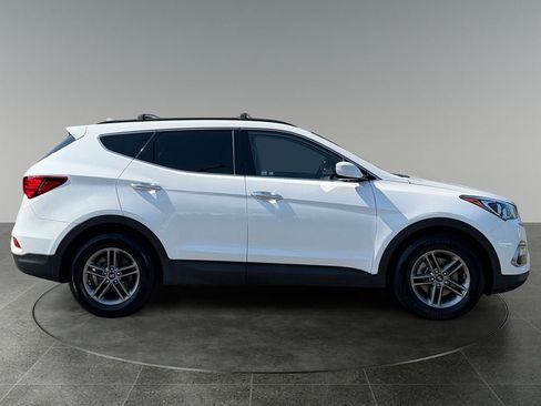 Used 2017 Hyundai Santa Fe Sport AWD/4WD image 10