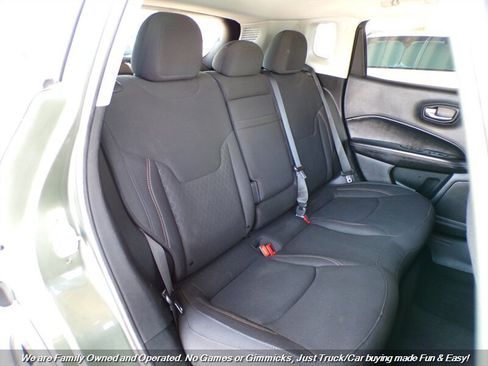 Used 2019 Jeep Compass Sport w/ Tech Group AWD/4WD image 23