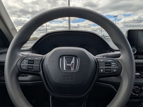 Used 2024 Honda Accord EX image 25