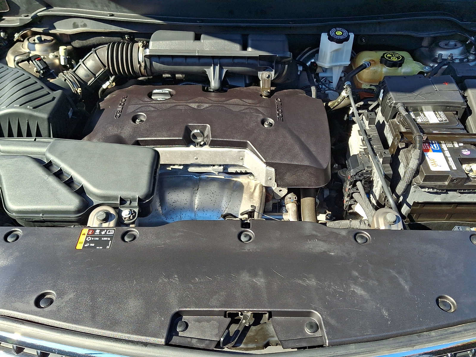Used 2019 Buick Envision Essence AWD/4WD image 28