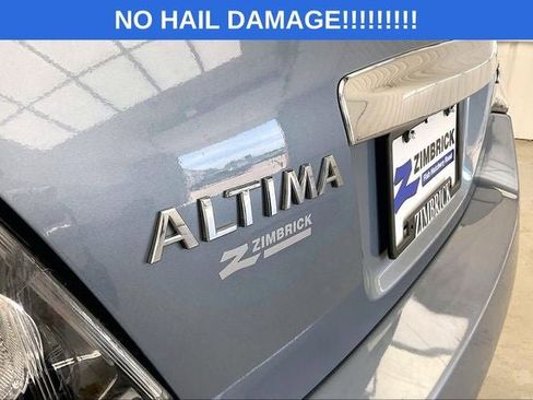 Used 2010 Nissan Altima 2.5 S FWD image 9