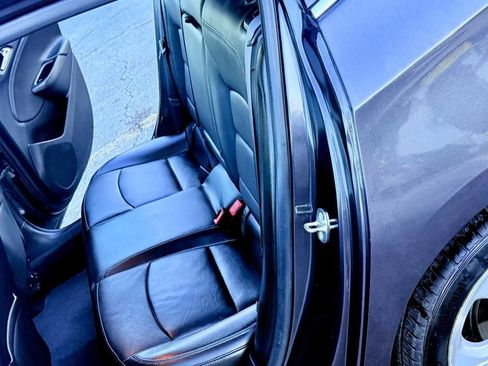 Used 2016 Chevrolet Cruze Premier w/ RS Package FWD image 4