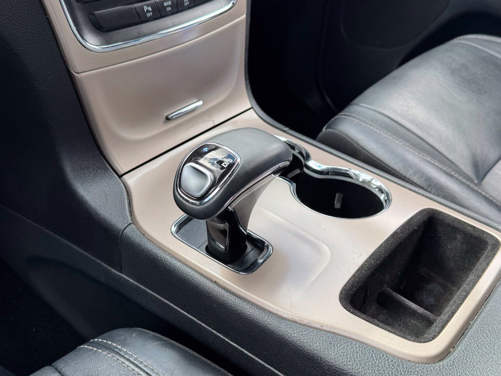 Used 2015 Jeep Grand Cherokee Limited RWD image 16