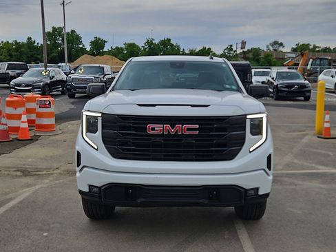 Certified 2024 GMC Sierra 1500 Elevation AWD/4WD image 2