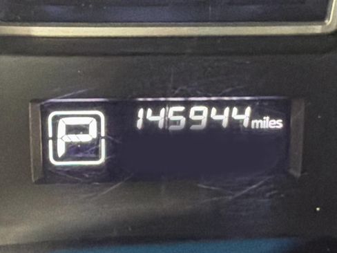 Used 2013 Nissan Pathfinder SV AWD/4WD image 42
