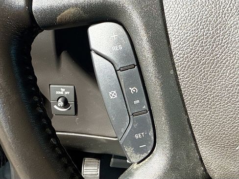 Used 2022 Chevrolet Express 2500 w/ Driver Convenience Package image 14