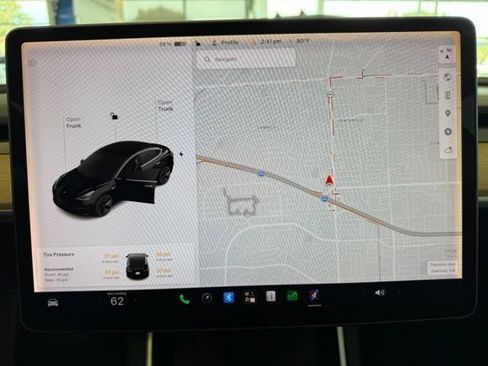 Used 2018 Tesla Model 3 Mid Range RWD image 12