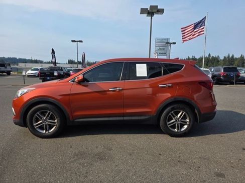 Used 2017 Hyundai Santa Fe Sport FWD image 5