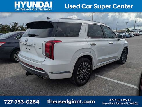 Used 2023 Hyundai Palisade Calligraphy w/ Cargo Package AWD/4WD image 1