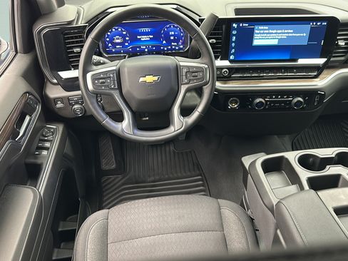 Used 2024 Chevrolet Silverado 1500 LT AWD/4WD image 13