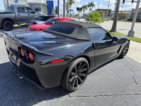Used 2011 Chevrolet Corvette Convertible w/ Preferred Equipment Group RWD image 6