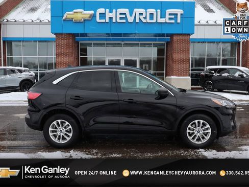 Used 2022 Ford Escape SE w/ Convenience Package image 1