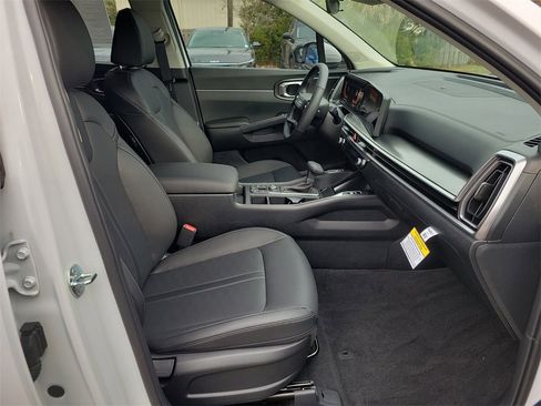 New 2026 Kia Sorento S image 7