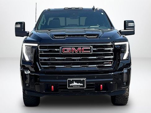 Used 2024 GMC Sierra 2500 AT4 w/ Technology Package AWD/4WD image 2