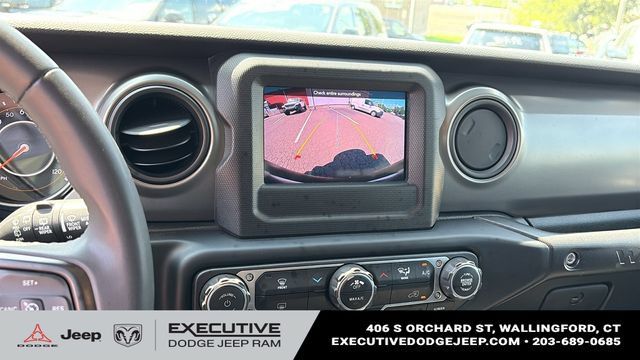Used 2023 Jeep Wrangler Sport AWD/4WD image 17