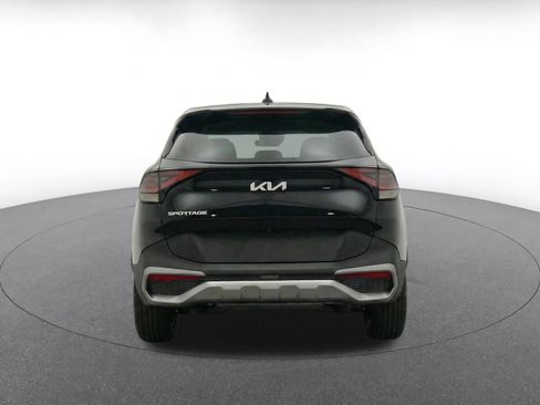 Used 2026 Kia Sportage LX FWD image 8