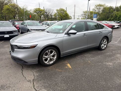 Used 2023 Honda Accord LX image 2