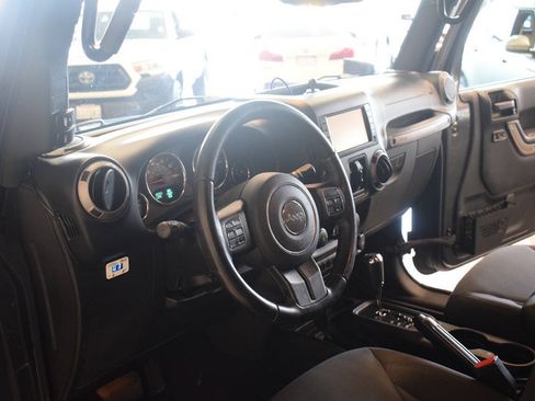 Used 2017 Jeep Wrangler Unlimited Sport w/ Quick Order Package 24S AWD/4WD image 25