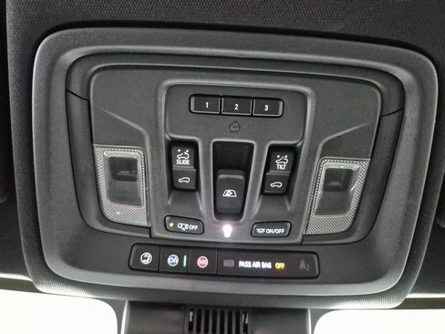 Certified 2025 Chevrolet Silverado 1500 ZR2 w/ Dark Appearance Package image 21