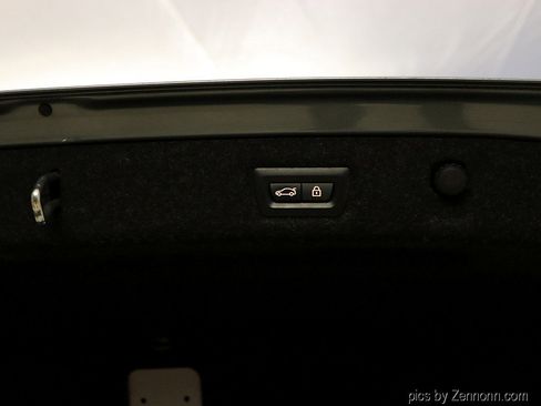 Used 2018 BMW 540i xDrive 540i xDrive image 30