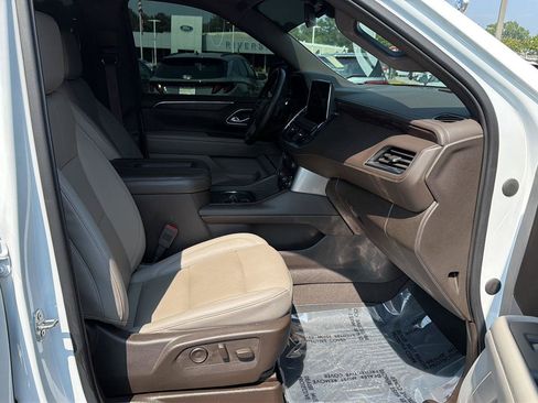 Used 2023 Chevrolet Tahoe Z71 AWD/4WD image 14