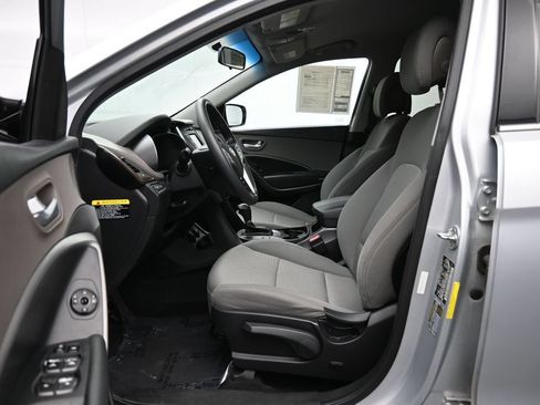 Used 2017 Hyundai Santa Fe Sport FWD image 22