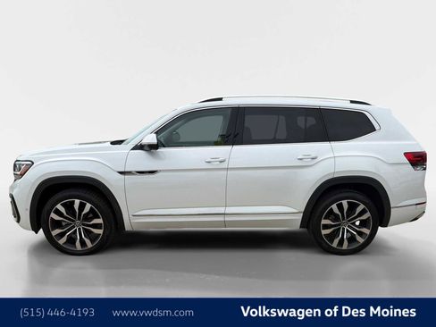 Used 2023 Volkswagen Atlas SEL Premium AWD/4WD image 3