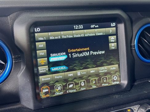 Used 2021 Jeep Wrangler Unlimited Sahara image 28