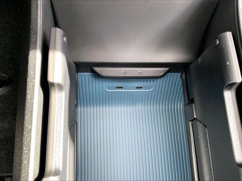 New 2026 Volvo EX30 Plus w/ Climate Package image 23