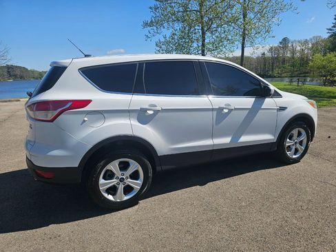 Used 2016 Ford Escape SE AWD/4WD image 5