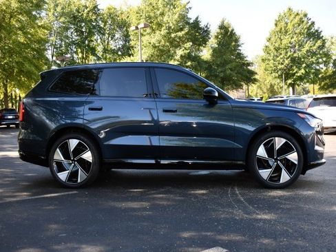 New 2025 Volvo EX90 Ultra w/ Protection Package Premier image 8