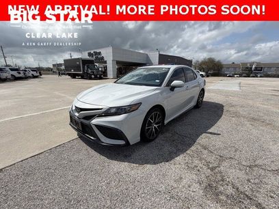 Used 2023 Toyota Camry SE w/ Convenience Package