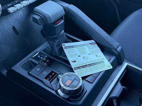 New 2025 Toyota Tacoma TRD Off-Road image 19