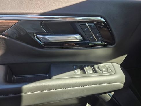 Certified 2025 Chevrolet Tahoe LT AWD/4WD image 24