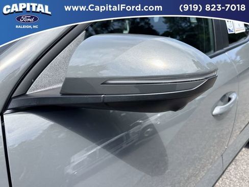 Used 2024 Hyundai Santa Cruz Limited AWD/4WD image 12