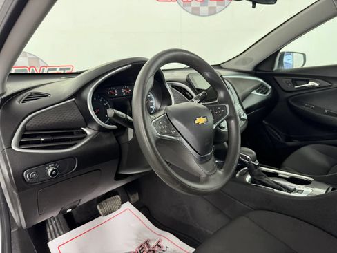 Used 2023 Chevrolet Malibu LT FWD image 10