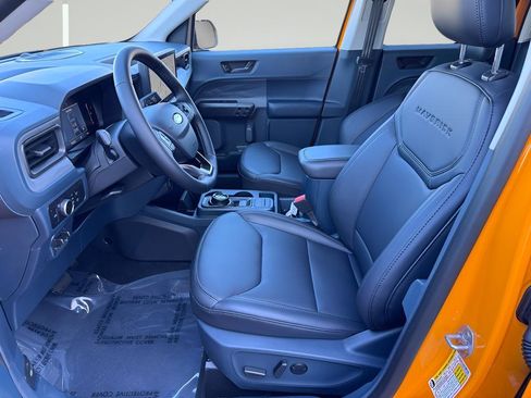 New 2026 Ford Maverick Lariat w/ Black Appearance Package image 10
