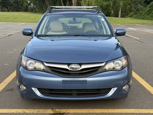 Used 2010 Subaru Impreza 2.5i Premium AWD/4WD image 3