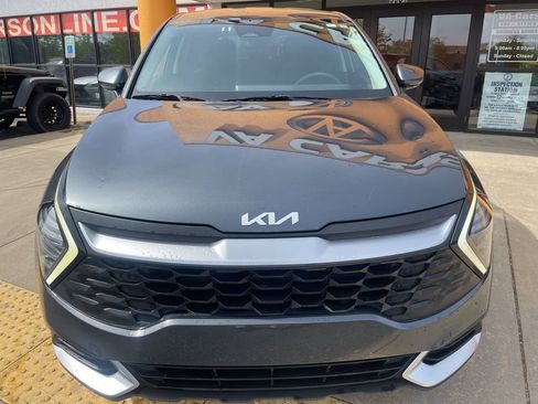 Used 2024 Kia Sportage LX FWD image 9