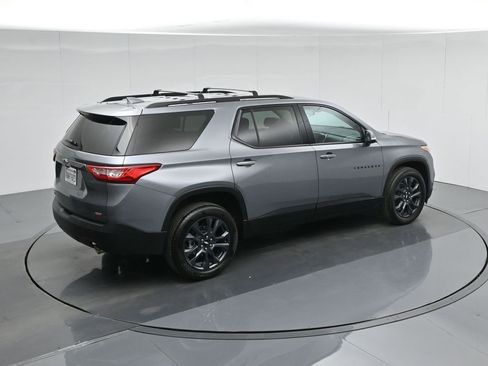 Used 2021 Chevrolet Traverse RS image 44