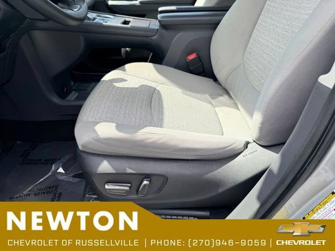 Used 2022 Toyota Sienna LE FWD image 12