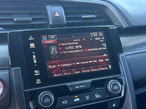 Used 2018 Honda Civic Sport Touring image 22