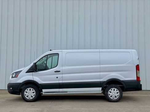 Used 2025 Ford Transit 250 Low Roof w/ Exterior Upgrade Package RWD image 3