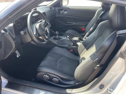 Certified 2024 Nissan Z Performance w/ Floor Mat Package image 11