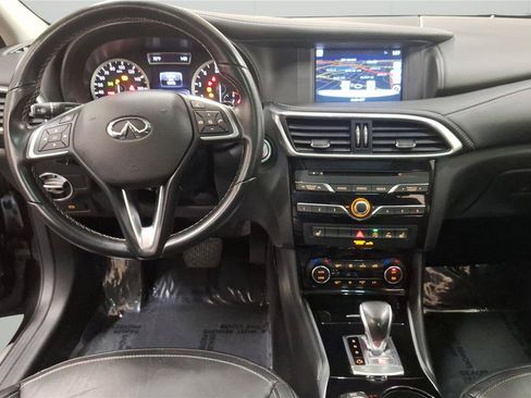 Used 2018 INFINITI QX30 AWD w/ Cargo Package image 20