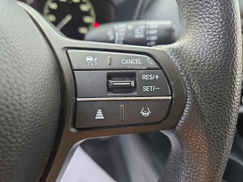 Certified 2023 Honda HR-V LX image 23