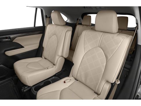 Used 2021 Toyota Highlander Platinum FWD image 8