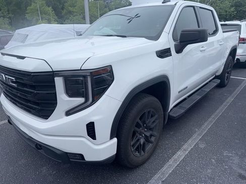 Used 2023 GMC Sierra 1500 Elevation w/ LPO, Elevation Black Package AWD/4WD image 12