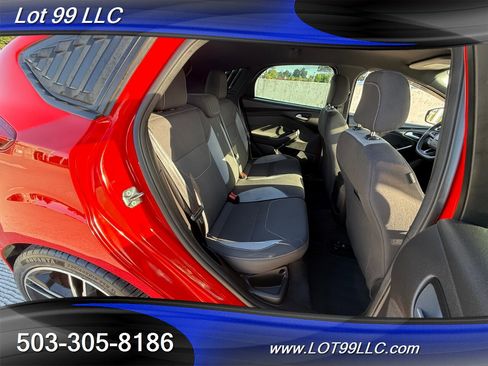 Used 2017 Ford Focus ST FWD image 18