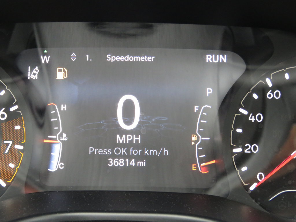Used 2022 Jeep Compass Latitude w/ Sun and Sound Group AWD/4WD image 21